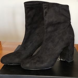 BCBG Generation booties